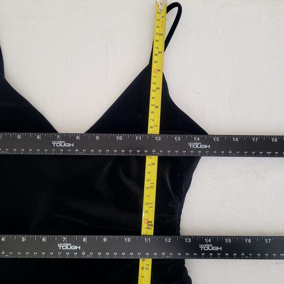 NWT Betsy & Adam Sz 4 Maritza Black Velvet Dark Romance Holiday Party Dress Xmas - Picture 7 of 8